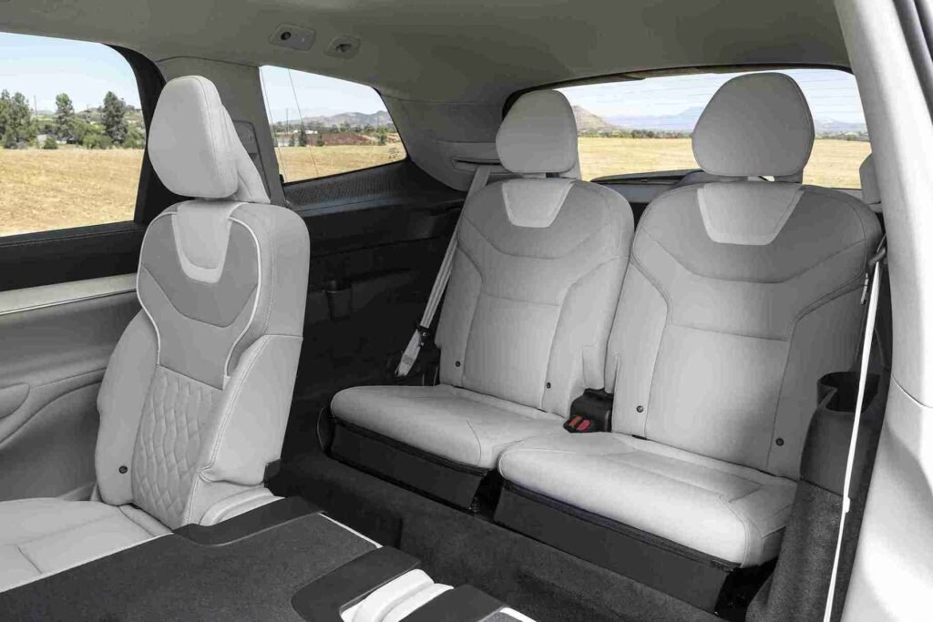 Volvo EX90 car