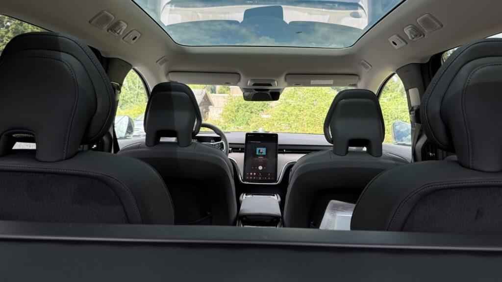 Volvo EX90